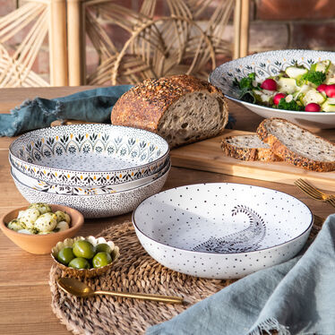 Sara Miller Artisanne Noir Set of 4 Low Bowls Sara Miller Artisanne Noir Set of 4 Low Bowls